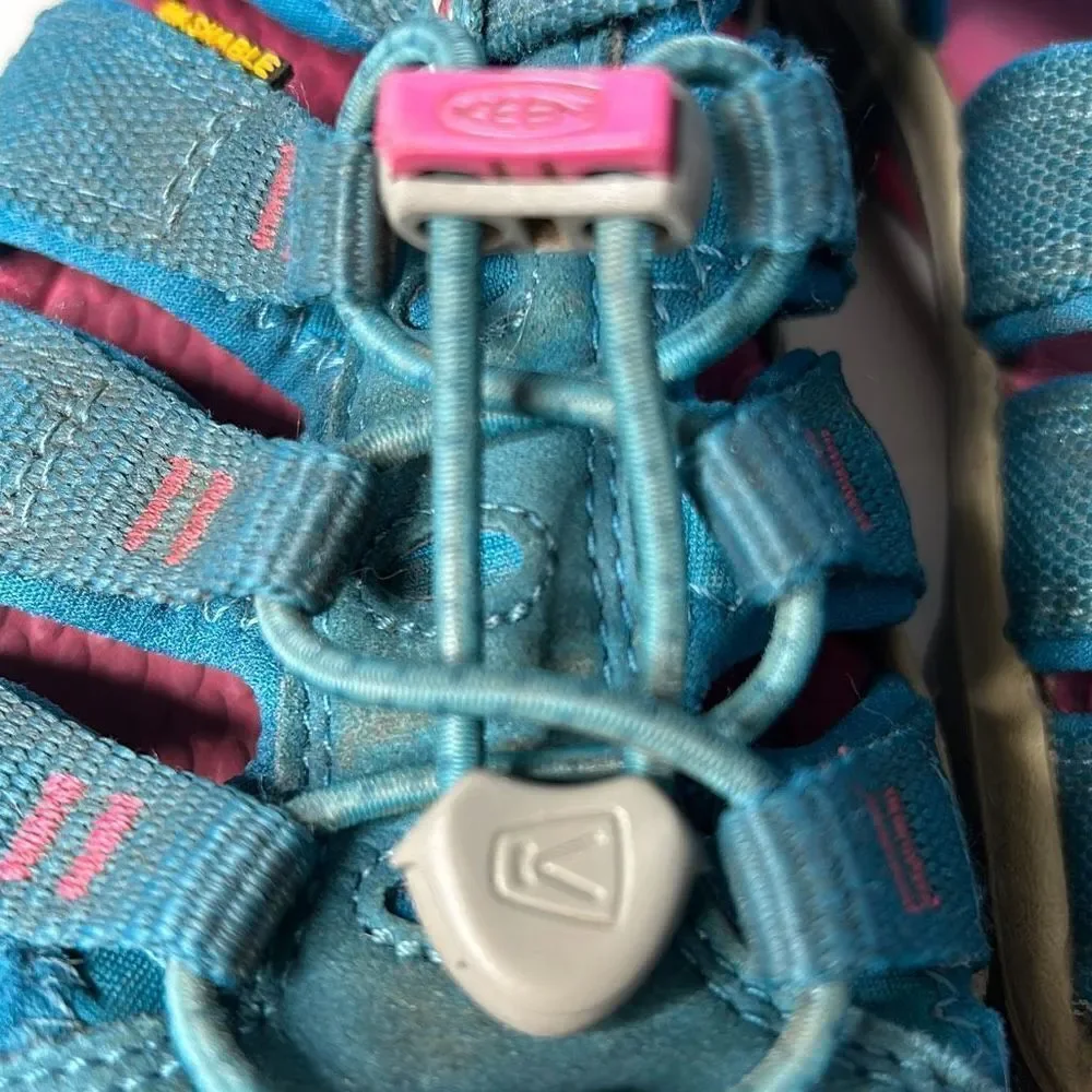 KEEN Newport H2 Waterproof Sandals Kids Sz 3